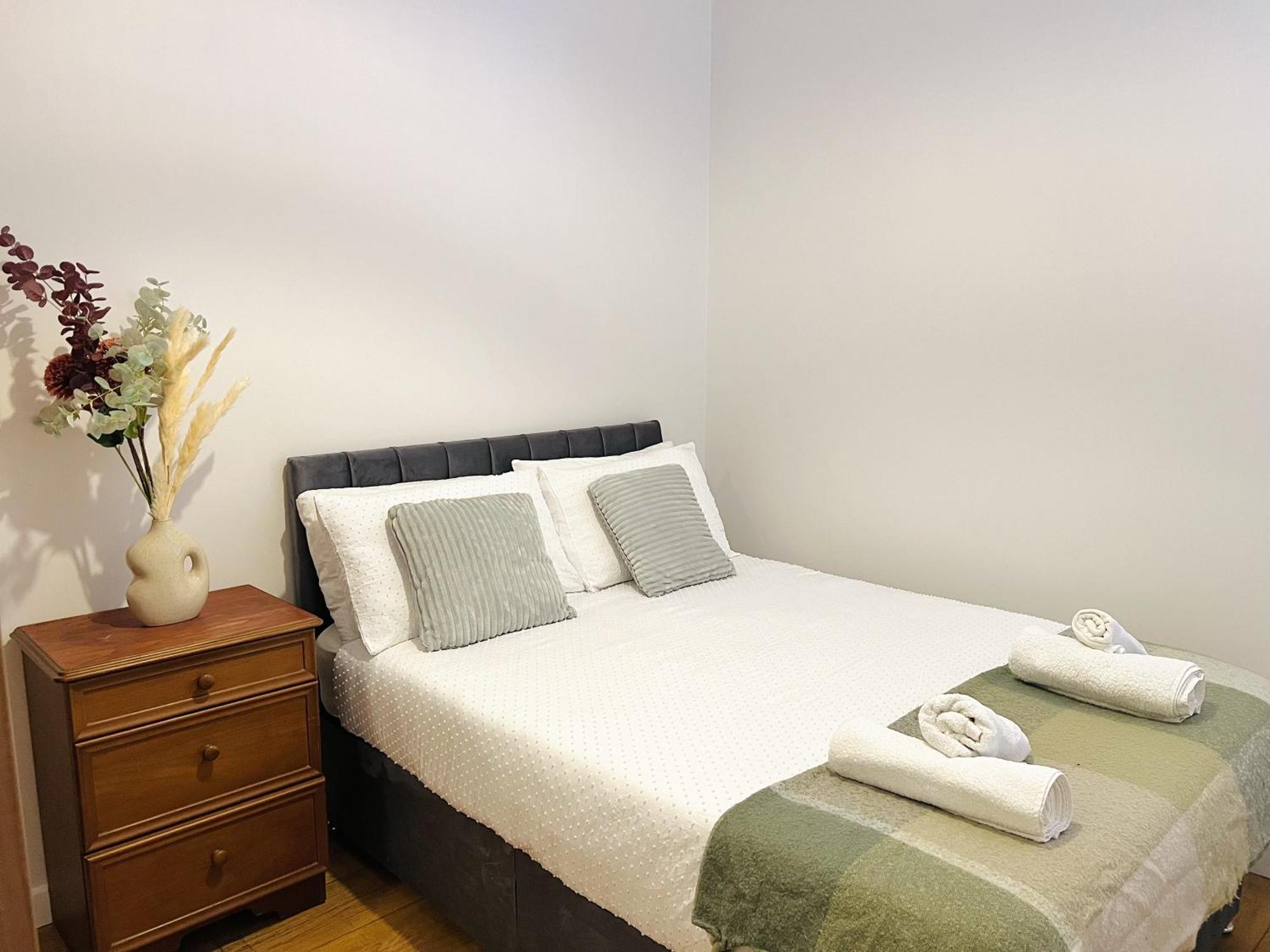 Cosy River View Flat At Temple Bar Dublin Bagian luar foto